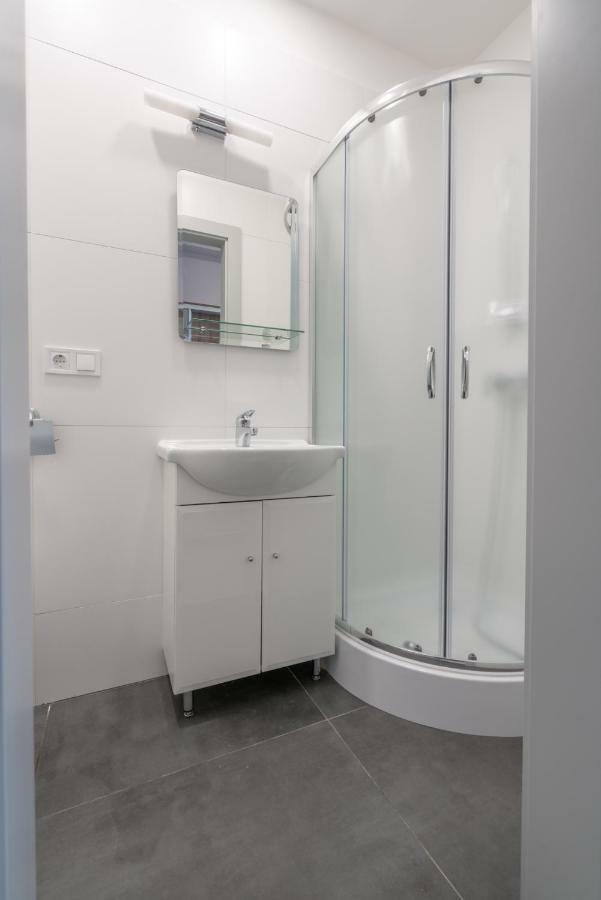 Centra Expresis Apartment Рига Екстериор снимка